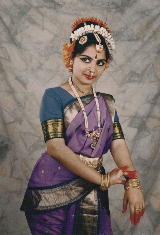 stage-di-danza-indiana-con-saraswathi-rajathesh-